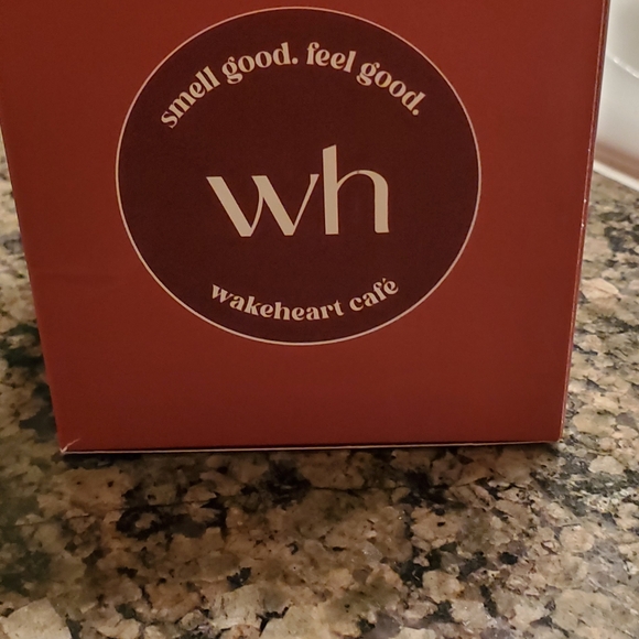 Wakeheart Pumkin Spice Candle - Picture 7 of 8